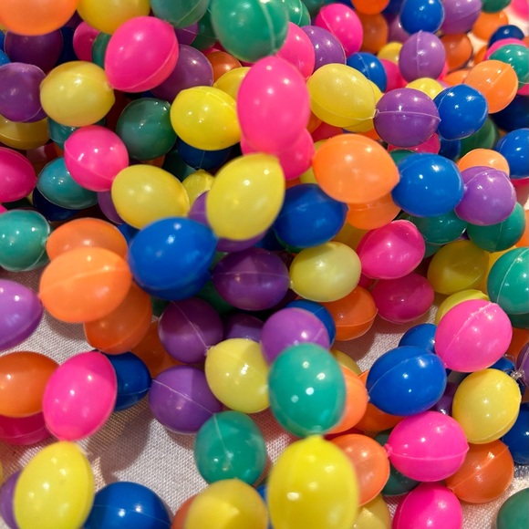 Colorful Plastic Easter Egg “Garland” - Picture 2 of 3